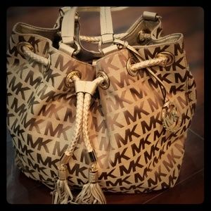 Michael Kors Jet Set Large Gathered Tote